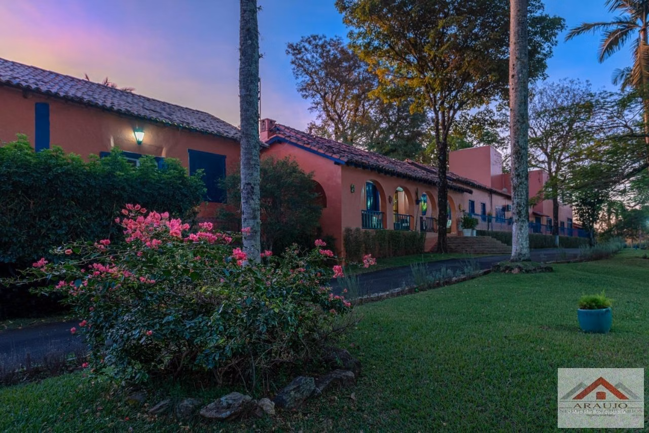 Casa de 6 ha em Campinas, SP