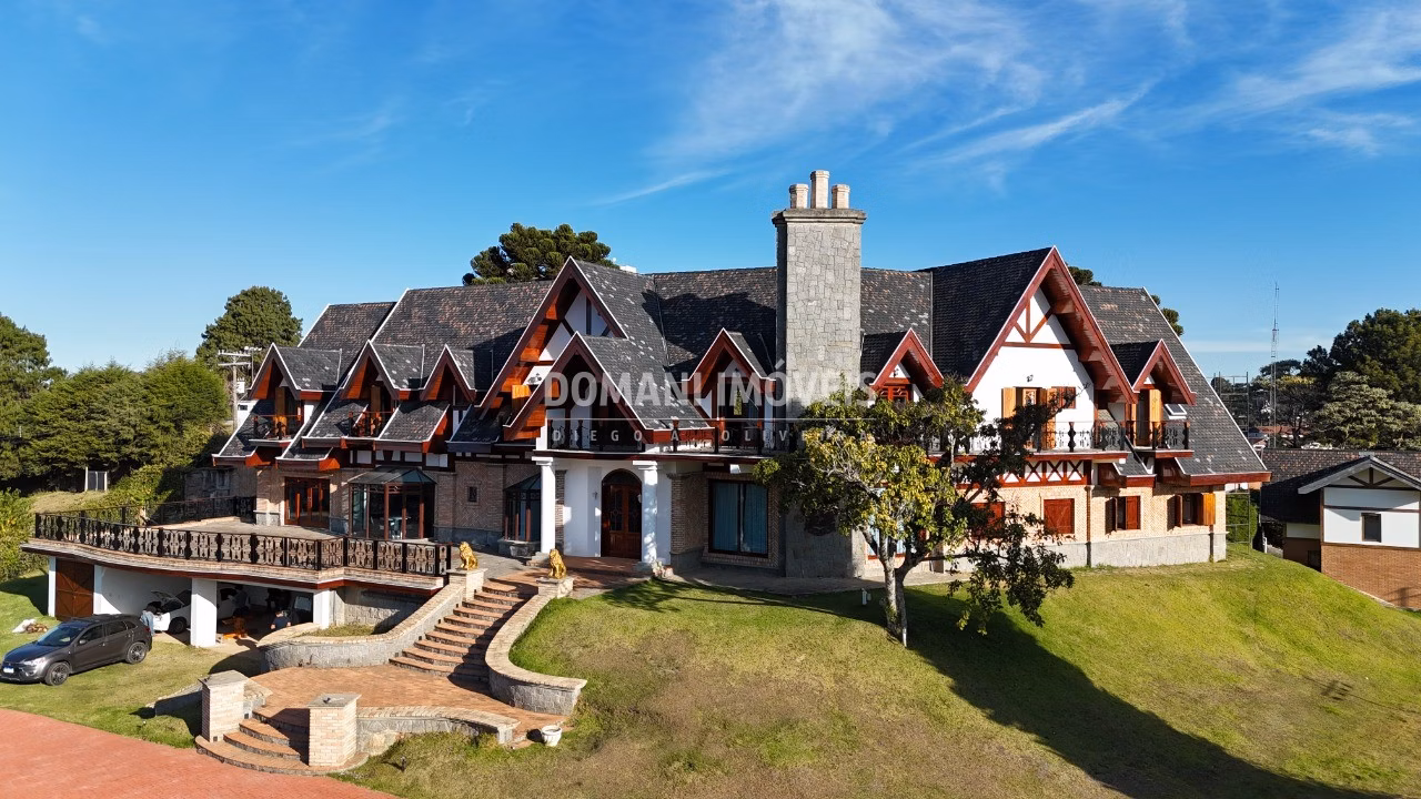 Casa de 6.360 m² em Campos do Jordão, SP