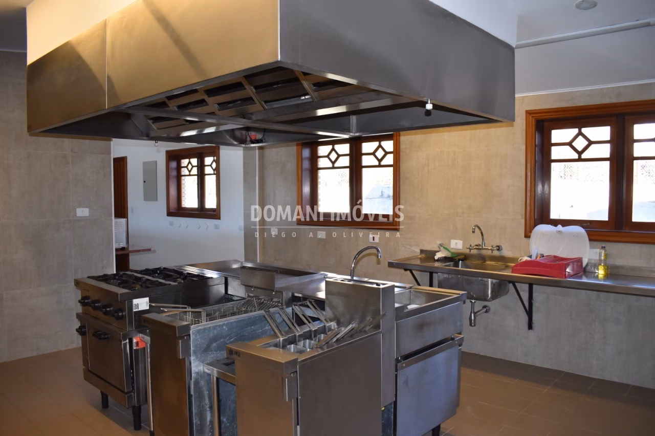 Casa de 6.360 m² em Campos do Jordão, SP