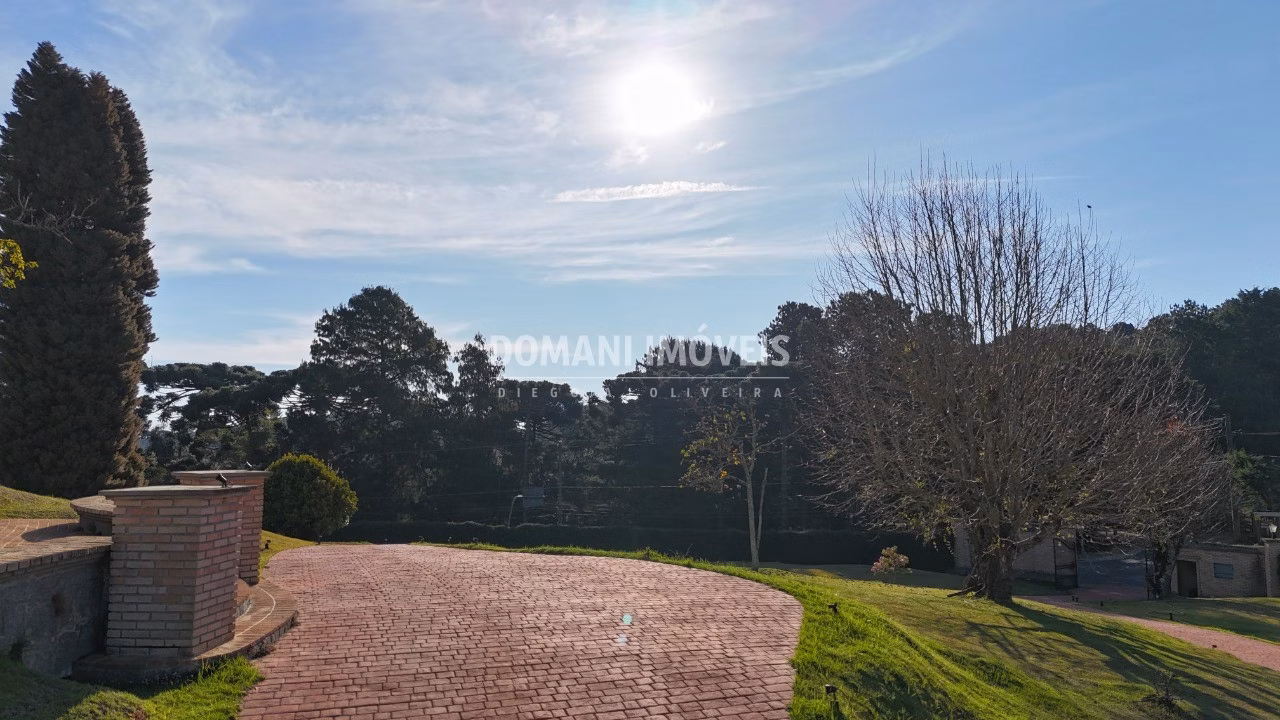 Casa de 6.360 m² em Campos do Jordão, SP