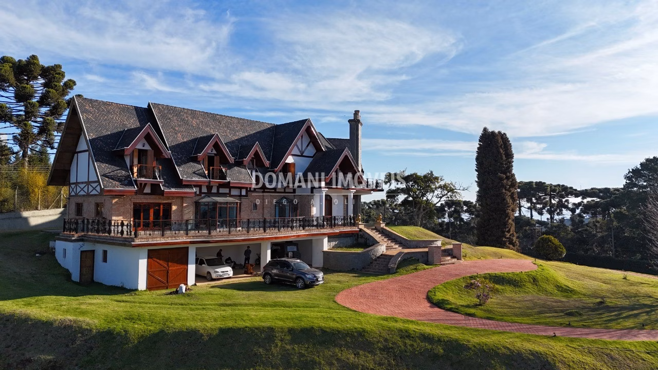 Casa de 6.360 m² em Campos do Jordão, SP