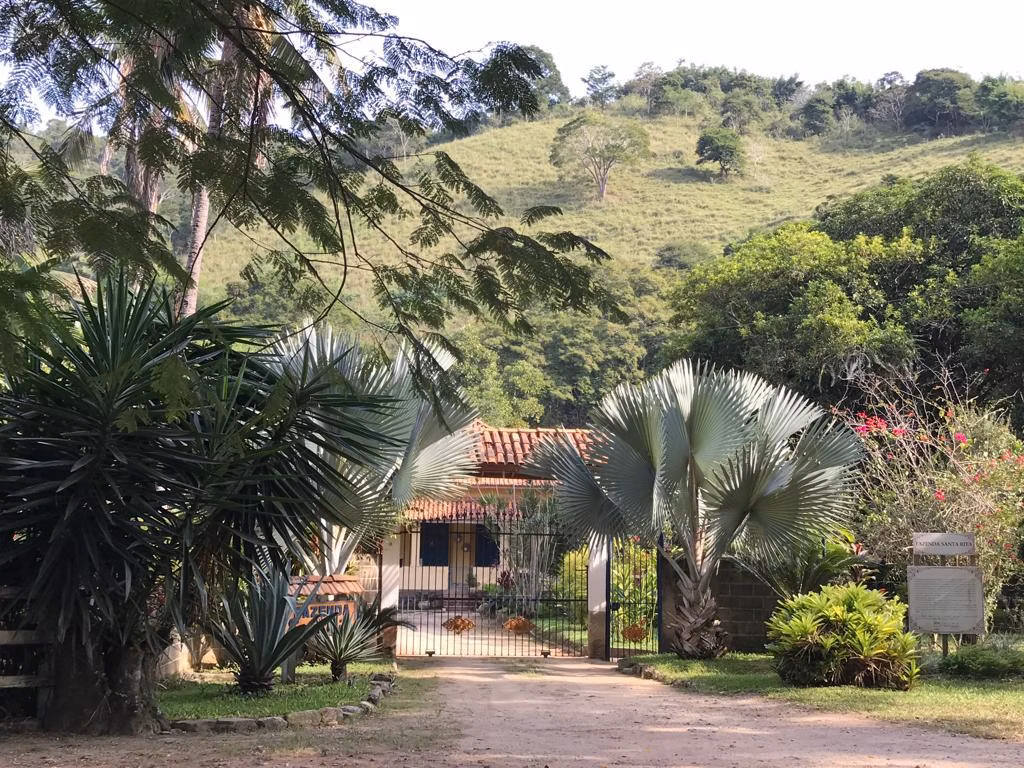 Fazenda de 86 ha em Cantagalo, RJ