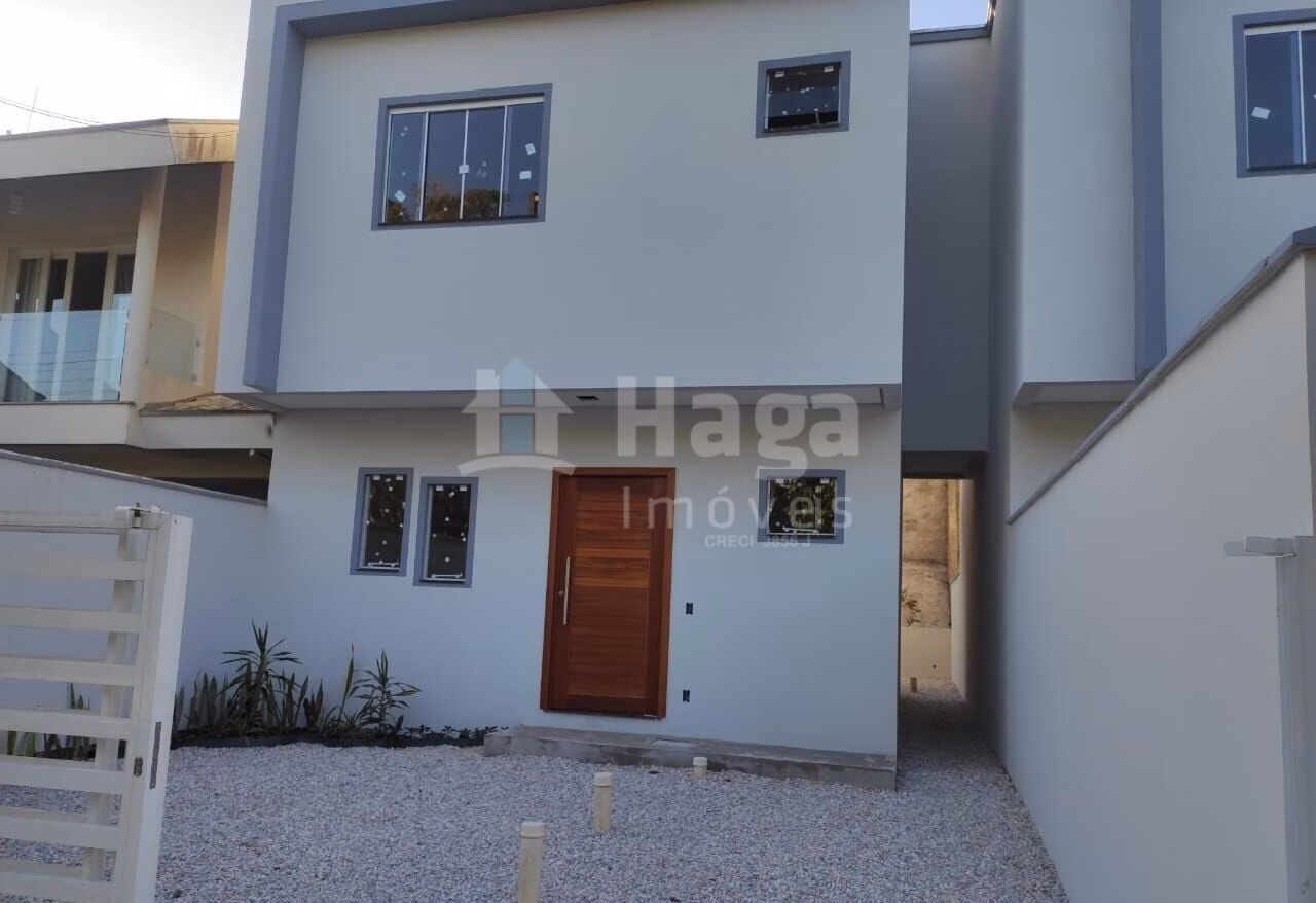 Casa de 87 m² em Brusque, SC