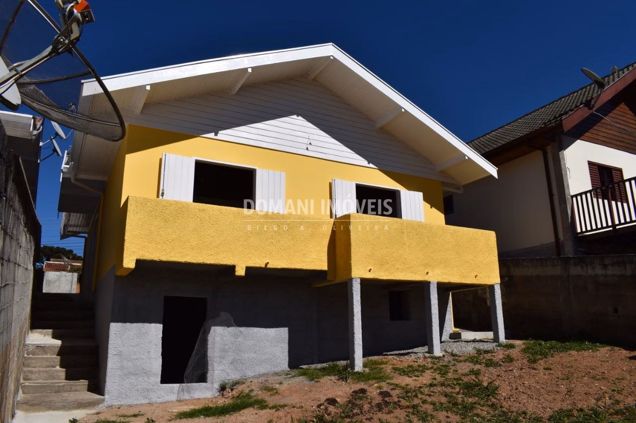 Casa de 266 m² em Campos do Jordão, SP