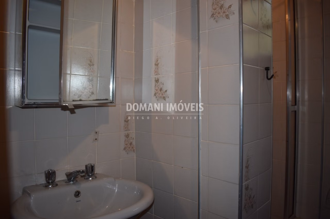 Casa de 915 m² em Campos do Jordão, SP