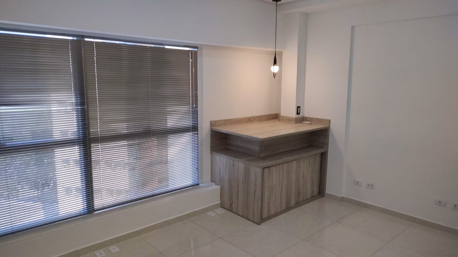 Comercial de 25 m² em São José dos Campos, SP