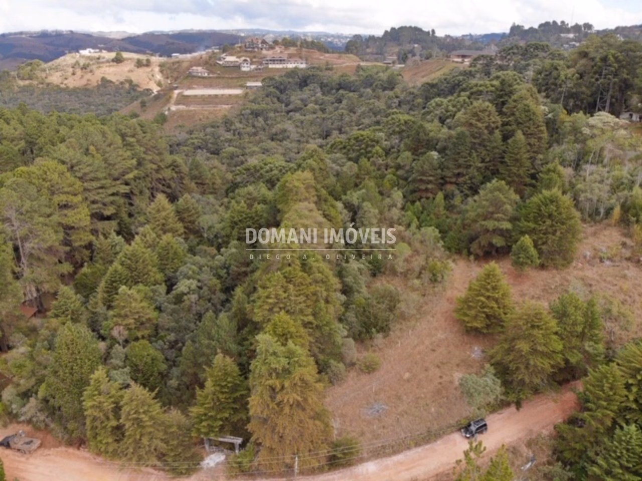 Terreno de 1 ha em Campos do Jordão, SP