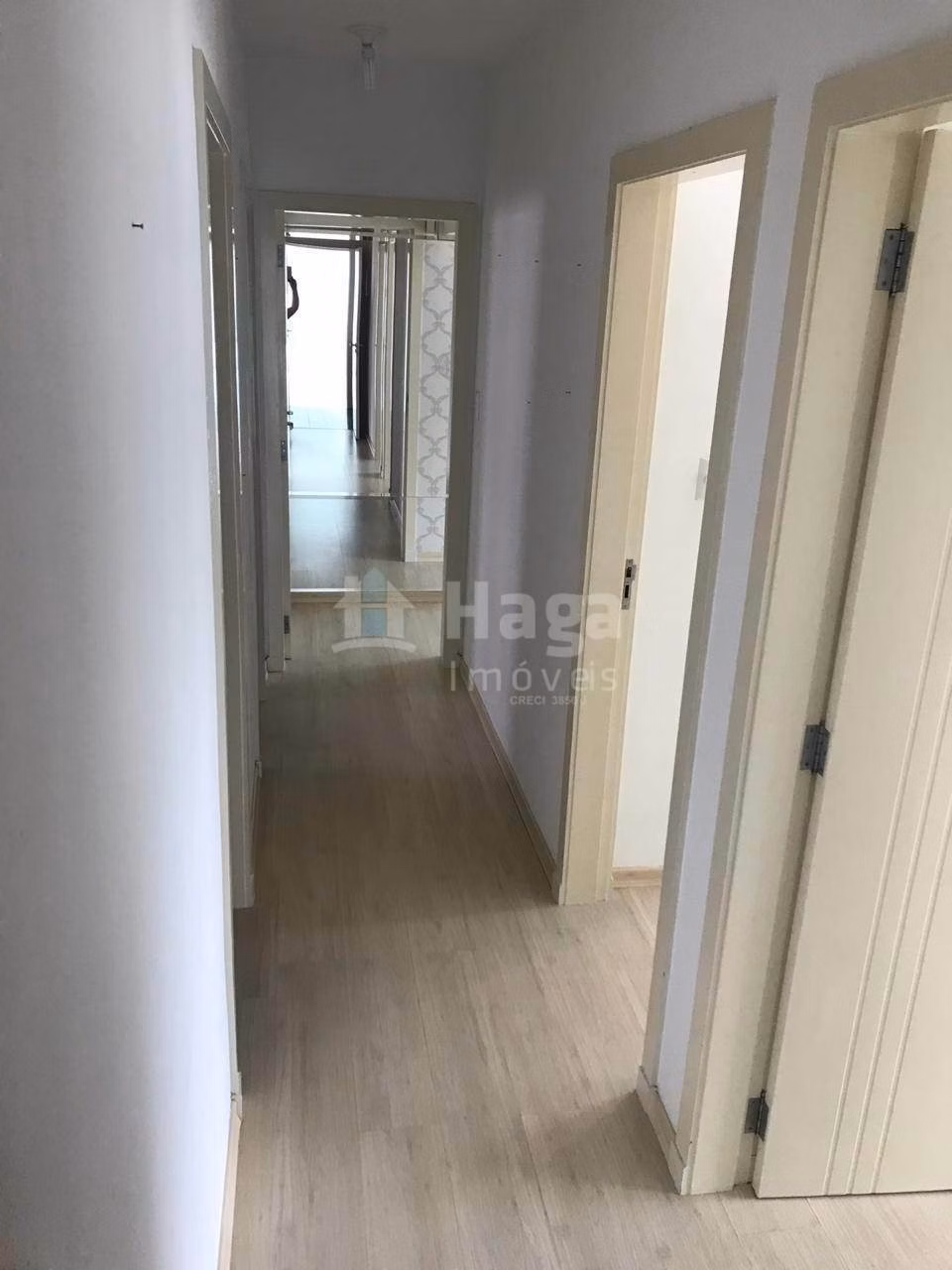 Casa de 595 m² em Brusque, SC