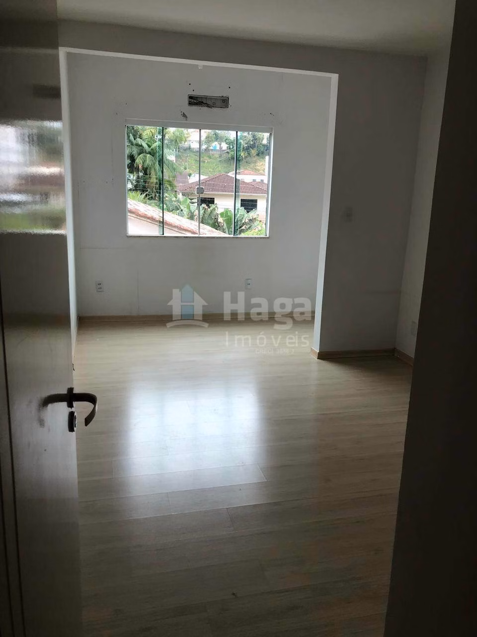 Casa de 595 m² em Brusque, SC