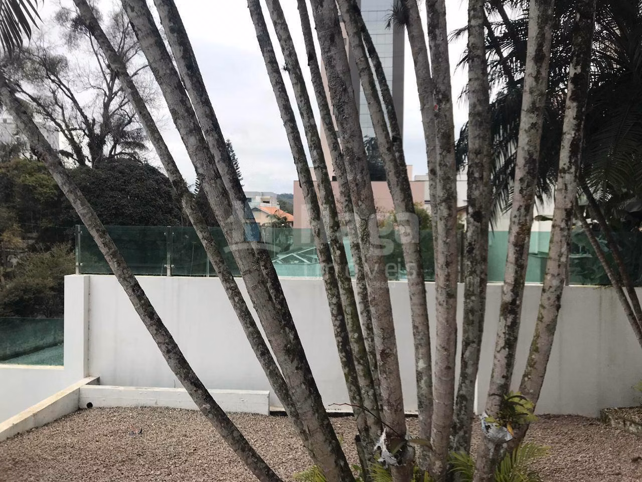 Casa de 595 m² em Brusque, SC