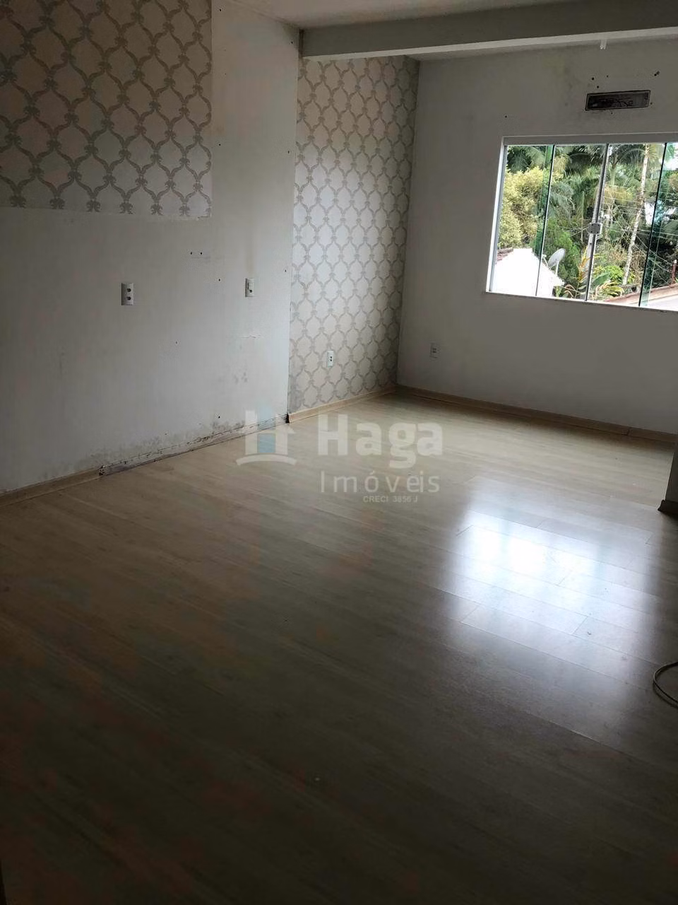Casa de 595 m² em Brusque, SC
