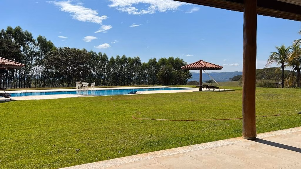Fazenda de 8.728 ha em Serranópolis, GO