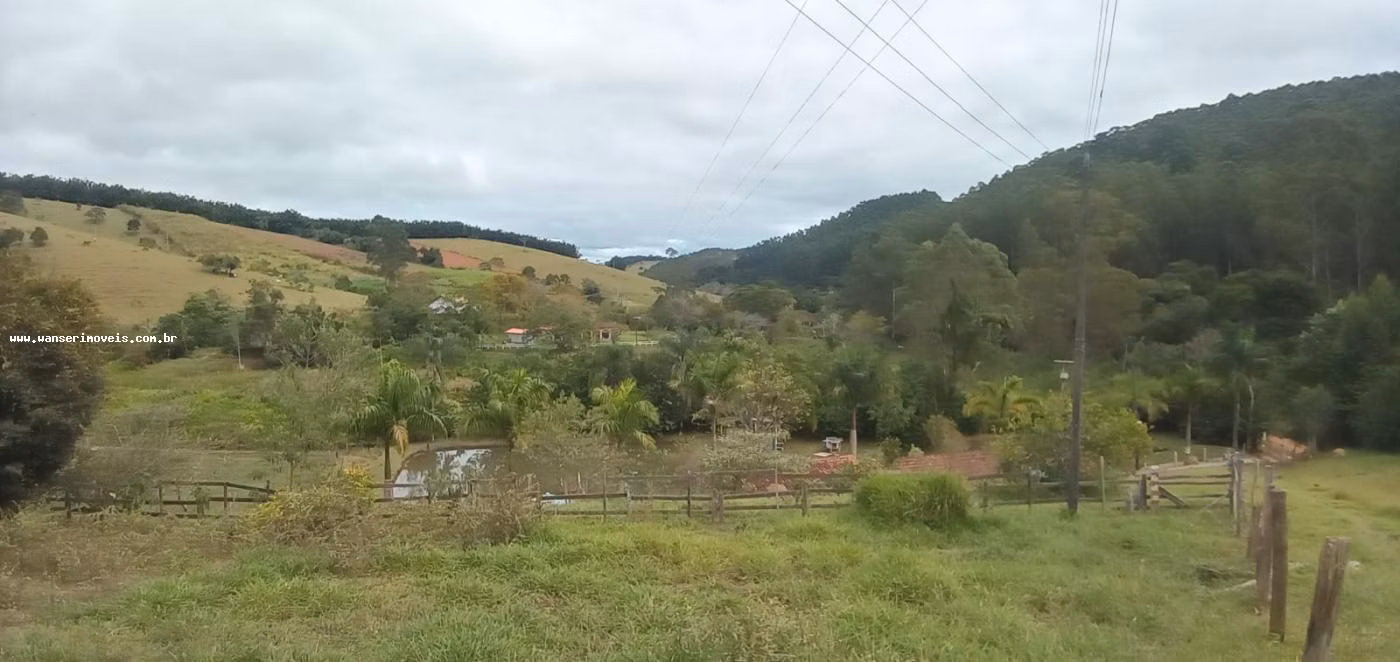 Sítio de 15 ha em Paraibuna, SP