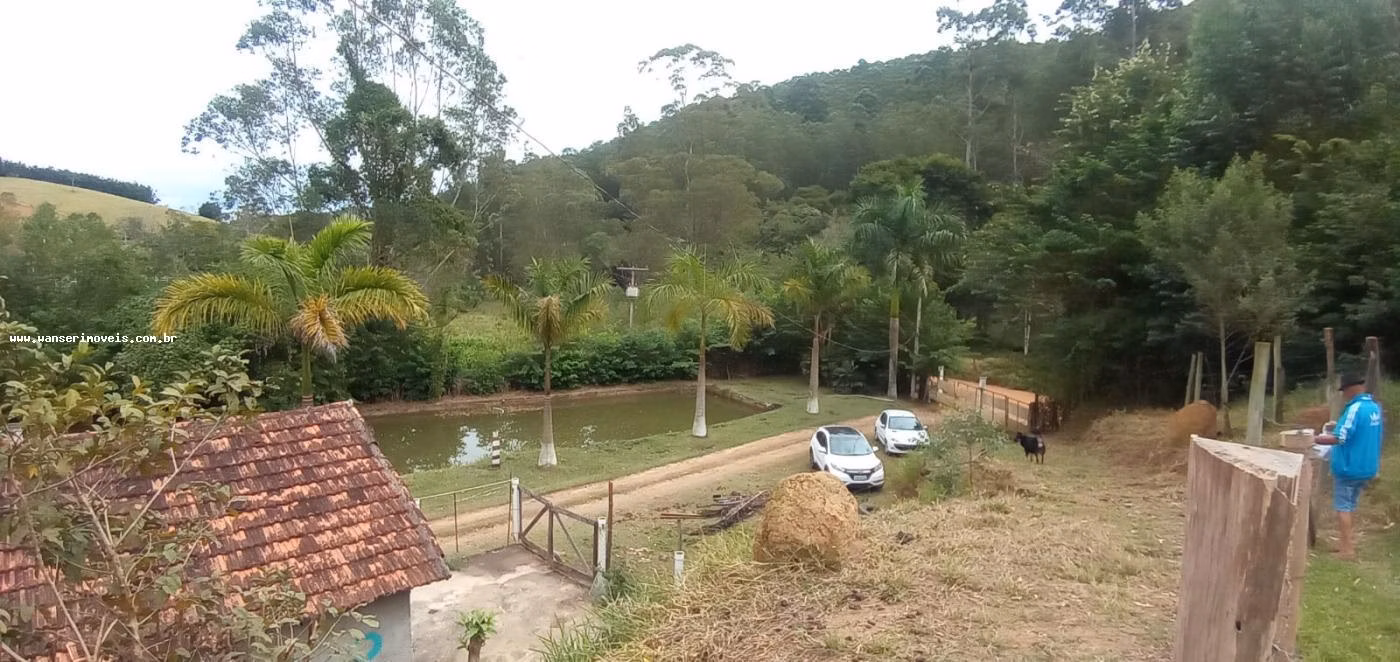 Sítio de 15 ha em Paraibuna, SP