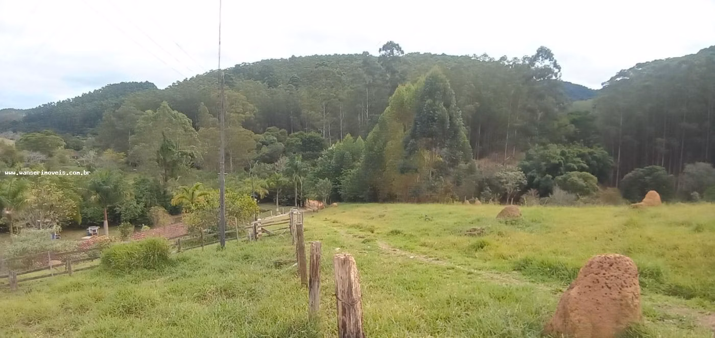 Sítio de 15 ha em Paraibuna, SP