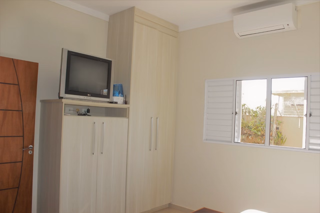 House of 300 m² in Paulínia, SP, Brazil
