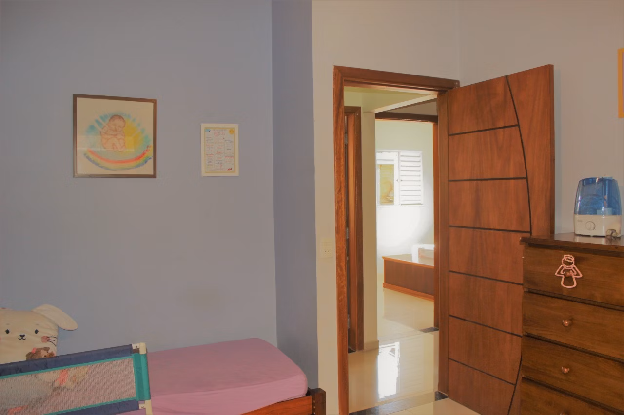 Casa de 300 m² em Paulínia, SP