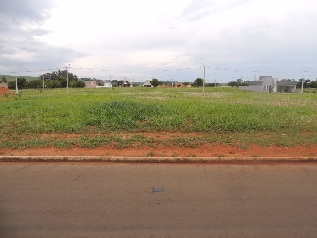 Plot of 300 m² in Rio das Pedras, SP, Brazil