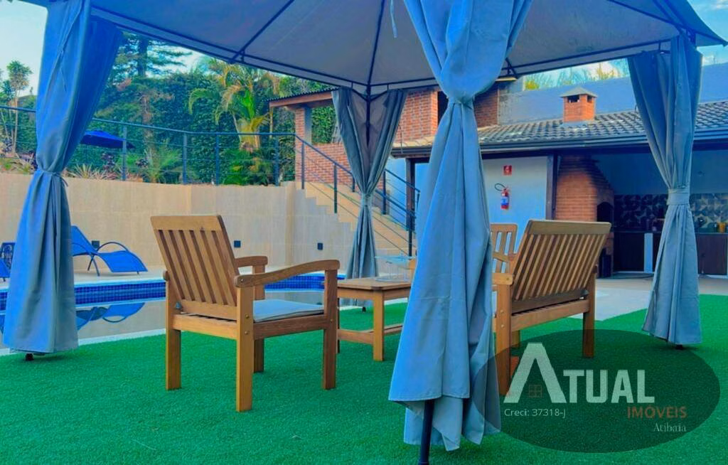 Casa de 1.355 m² em Mairiporã, SP