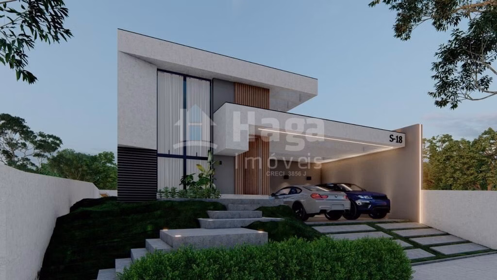 Casa de 325 m² em Guabiruba, SC