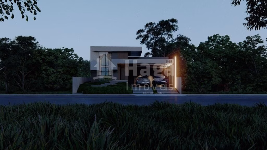 Casa de 325 m² em Guabiruba, SC