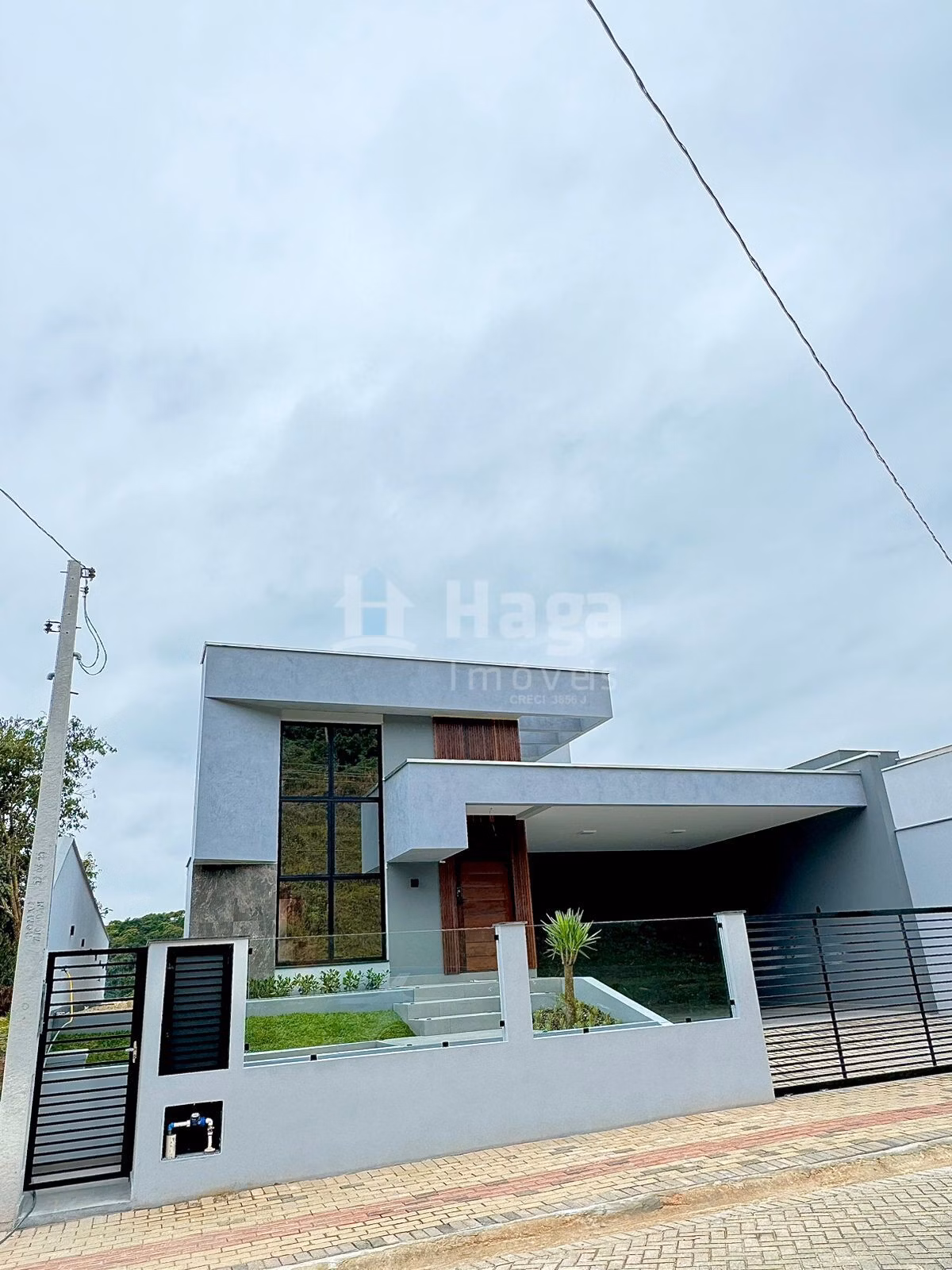Casa de 325 m² em Guabiruba, SC