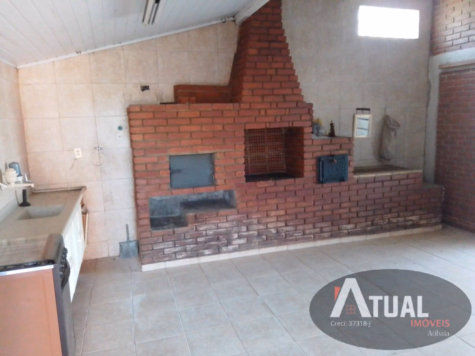 Casa de 1.217 m² em Mairiporã, SP