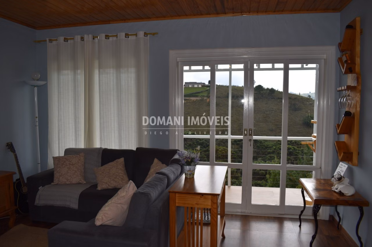 Casa de 910 m² em Campos do Jordão, SP