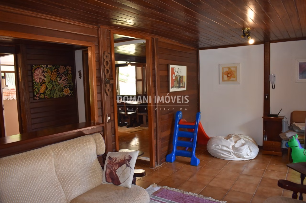 House of 1,010 m² in Campos do Jordão, SP, Brazil