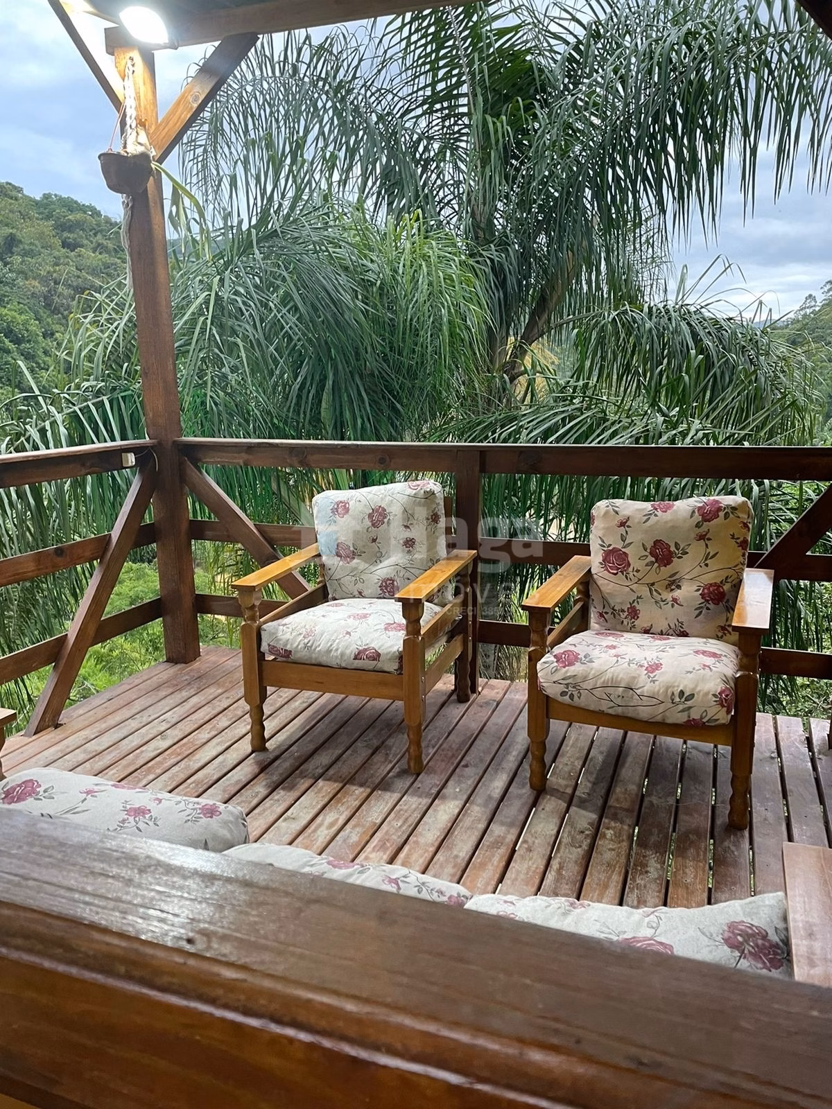 Chácara de 2.300 m² em Major Gercino, SC