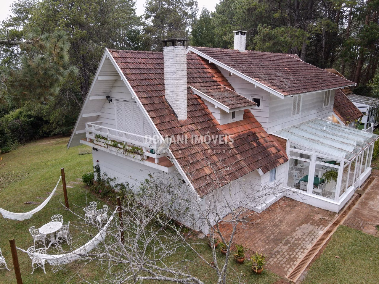 Casa de 7,590 m² em Campos do Jordão, SP