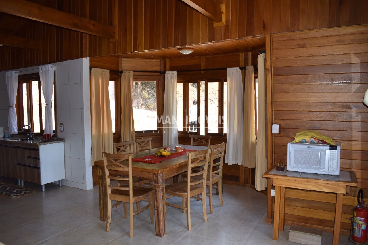 House of 2,350 m² in Campos do Jordão, SP, Brazil
