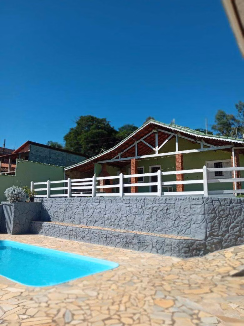 Chácara de 2.000 m² em Brazópolis, MG