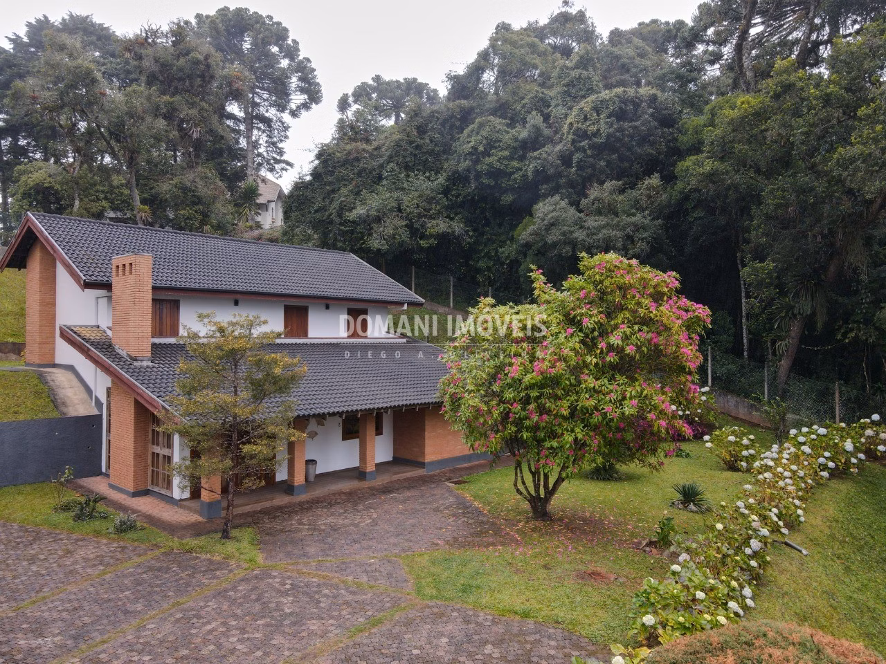 House of 1,170 m² in Campos do Jordão, SP, Brazil