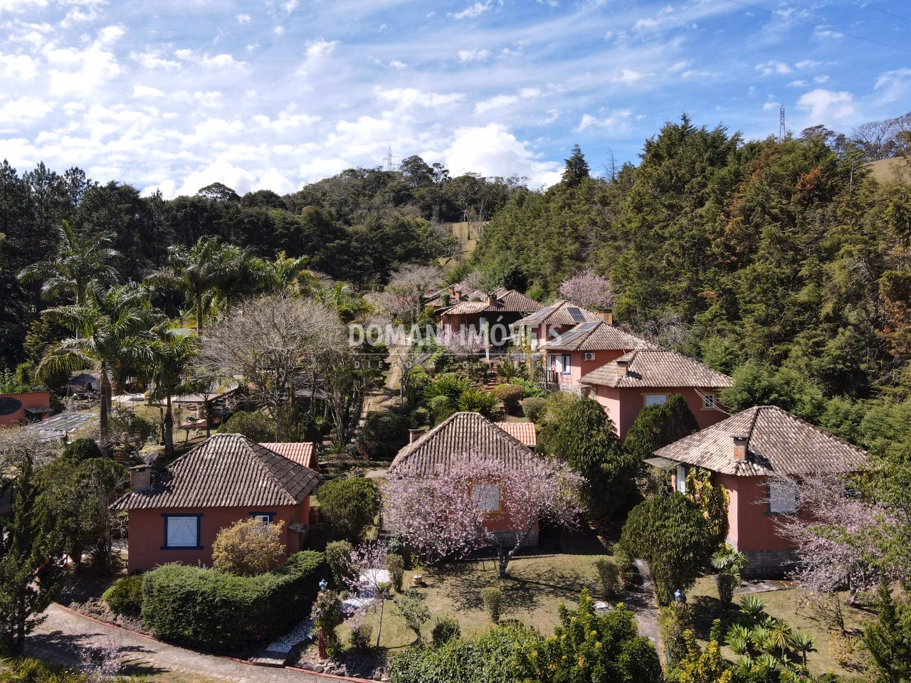 Pousada de 2 ha em Santo Antônio do Pinhal, SP