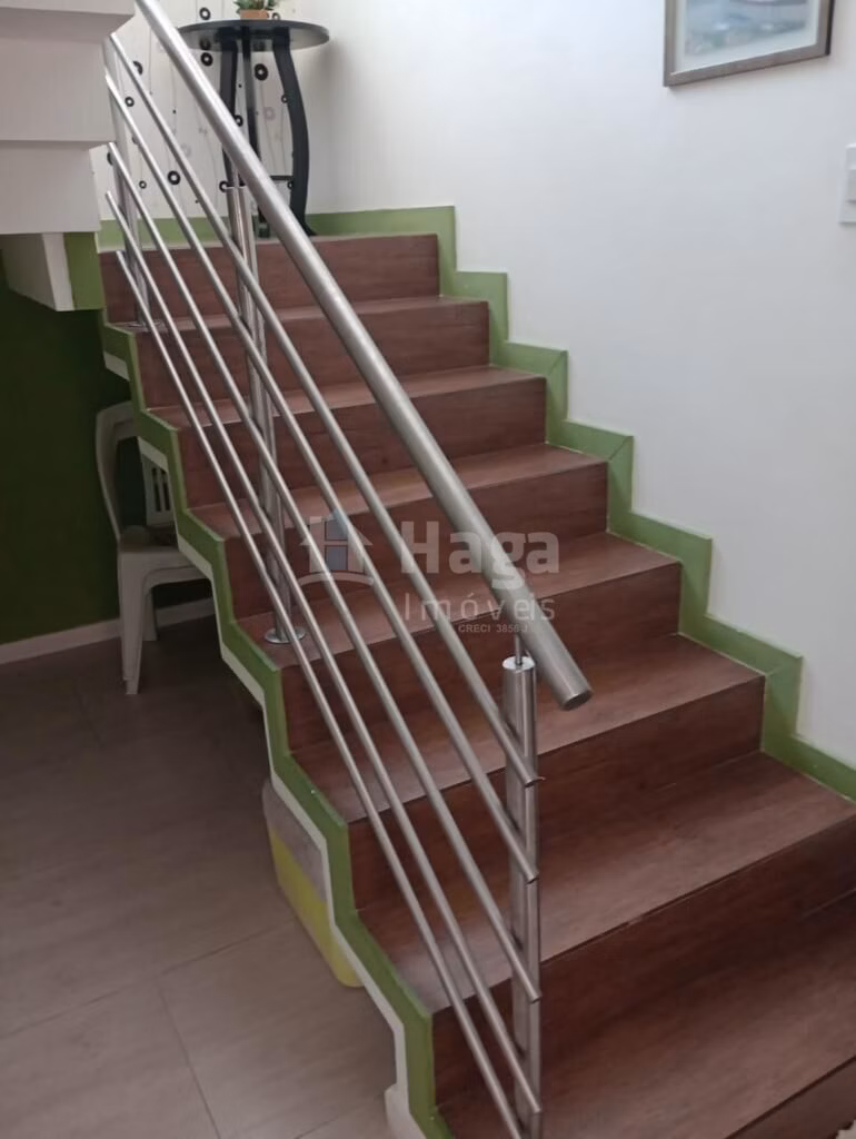 Casa de 800 m² em Nova Trento, SC