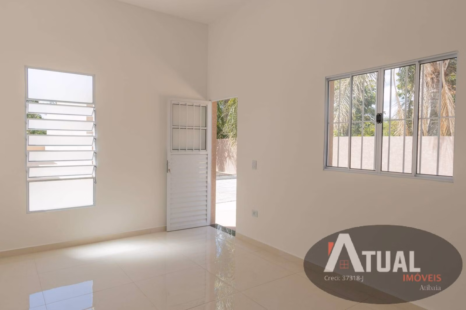 Casa de 63 m² em Bom Jesus dos Perdões, SP
