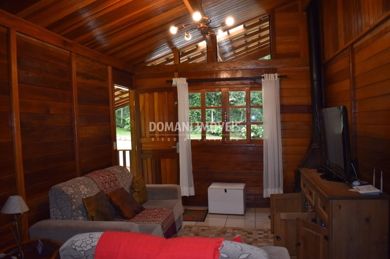 Casa de 1.270 m² em Campos do Jordão, SP