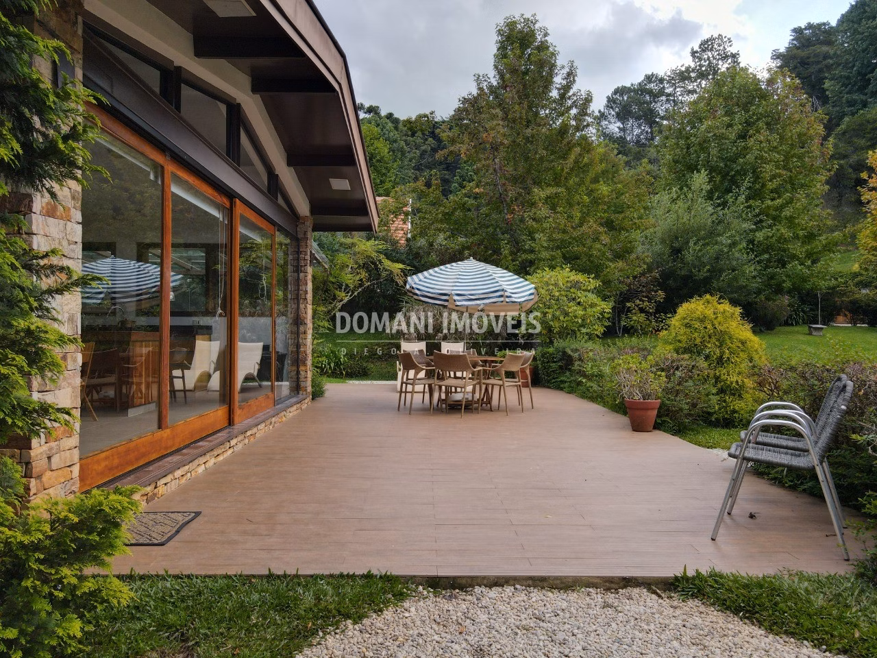 House of 3,530 m² in Campos do Jordão, SP, Brazil