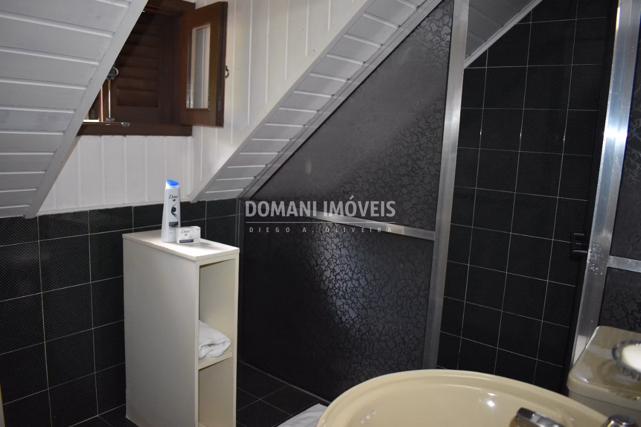 Casa de 3,530 m² em Campos do Jordão, SP