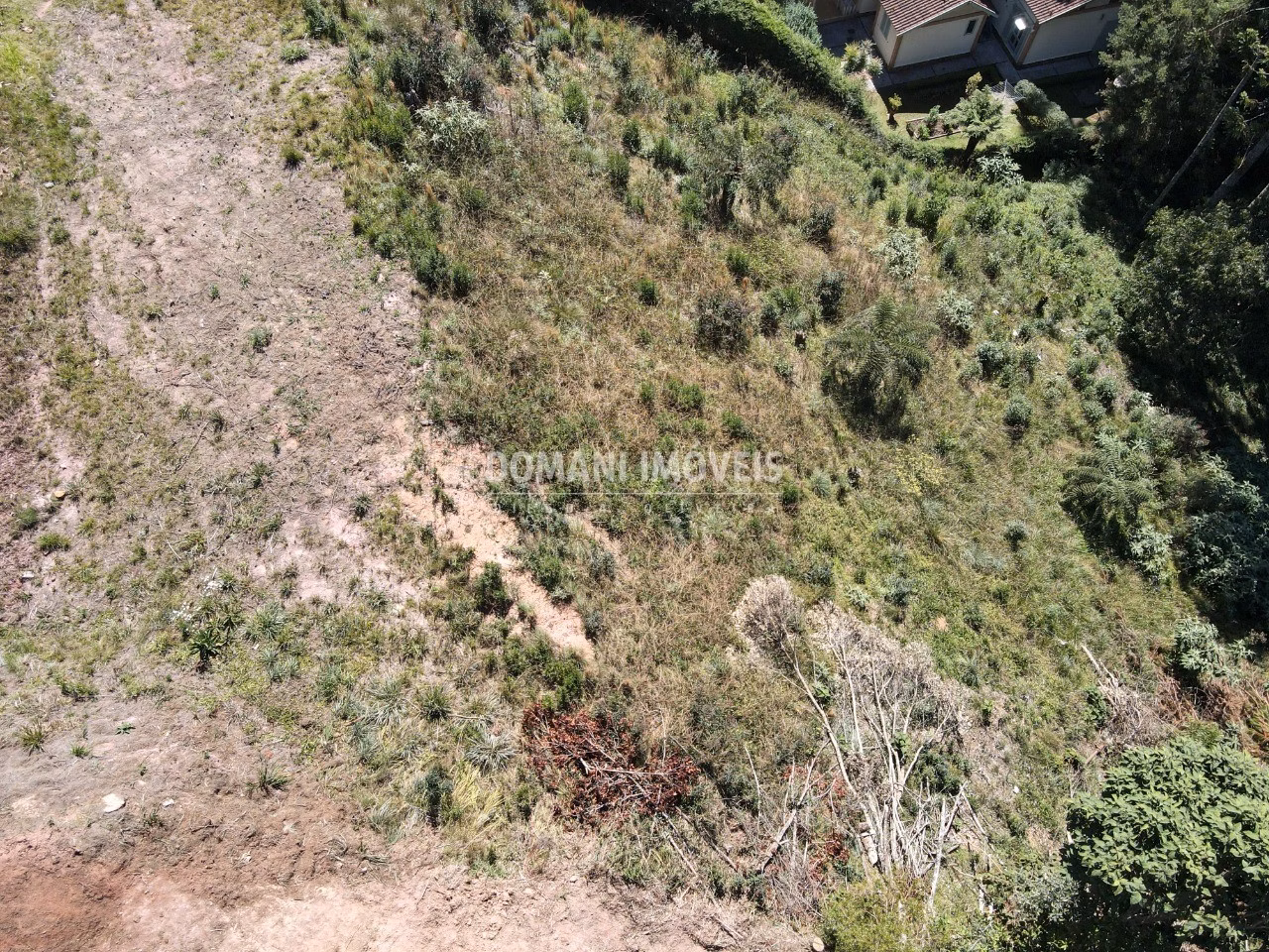 Terreno de 2.760 m² em Campos do Jordão, SP