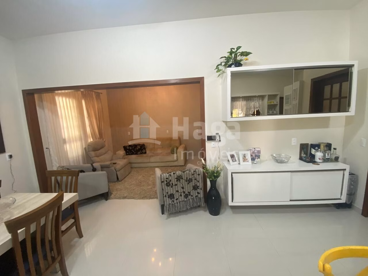 Casa de 230 m² em Nova Trento, SC