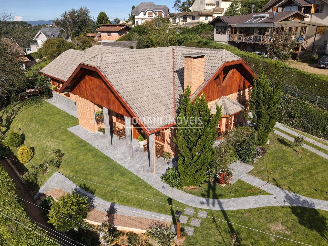 House of 1,090 m² in Campos do Jordão, SP, Brazil