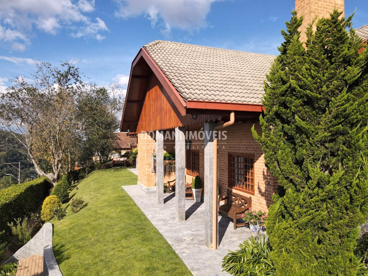 House of 1,090 m² in Campos do Jordão, SP, Brazil