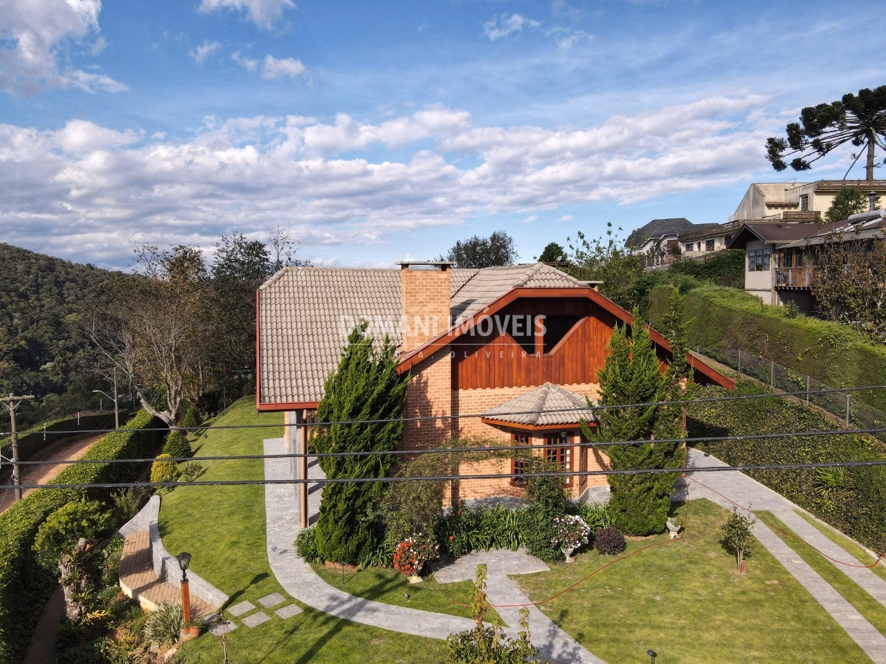 House of 1,090 m² in Campos do Jordão, SP, Brazil
