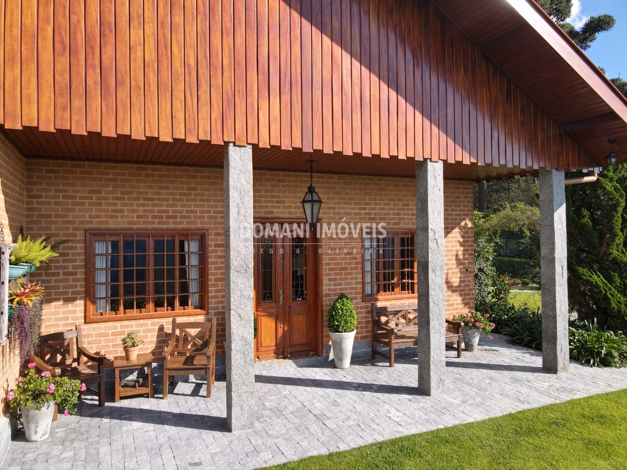 House of 1,090 m² in Campos do Jordão, SP, Brazil