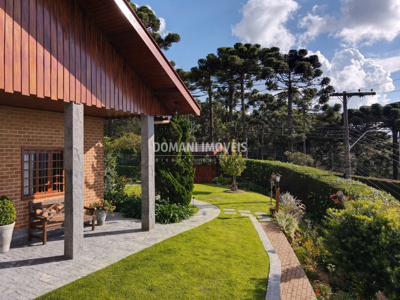 House of 1,090 m² in Campos do Jordão, SP, Brazil