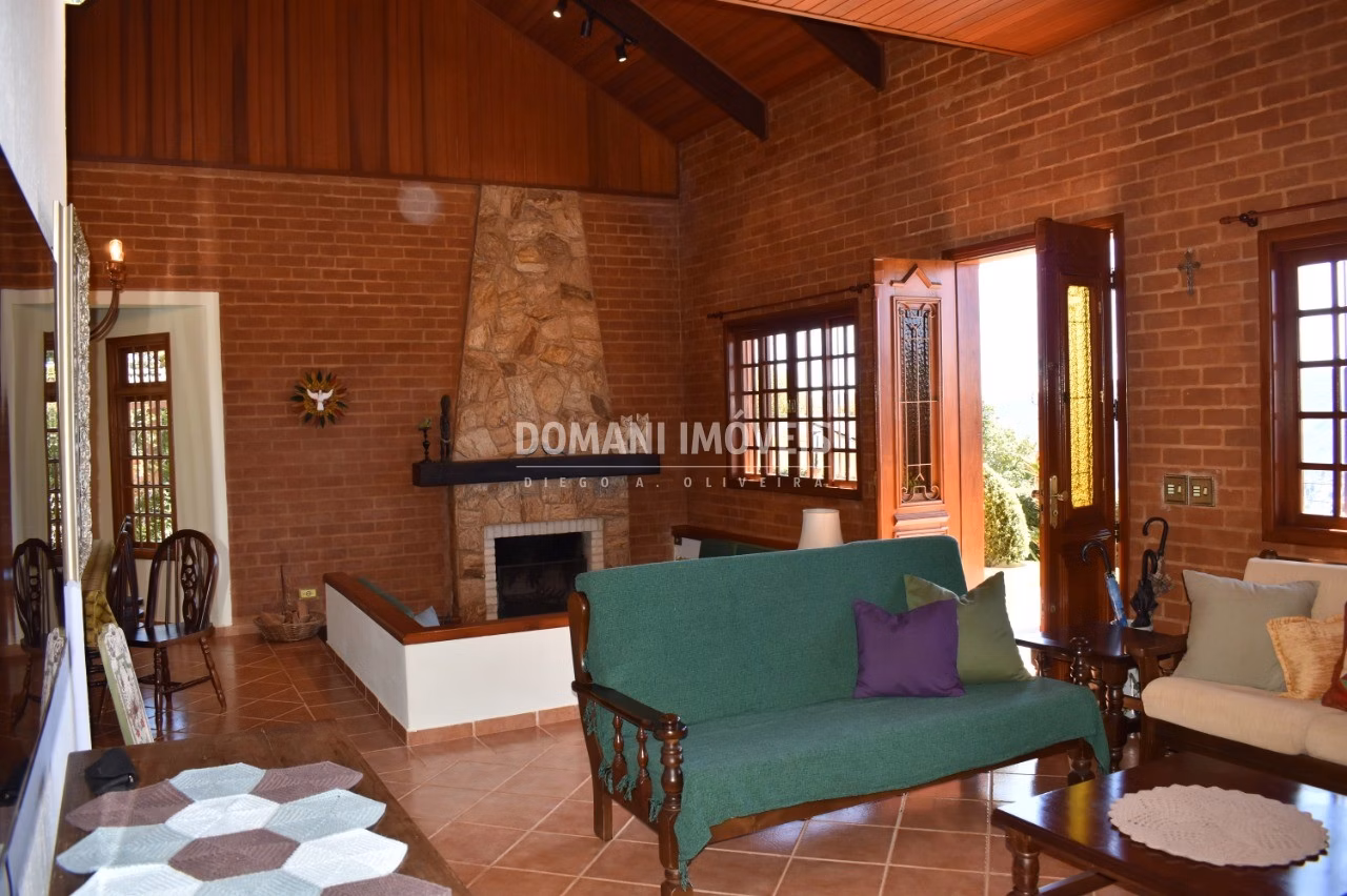 House of 1,090 m² in Campos do Jordão, SP, Brazil