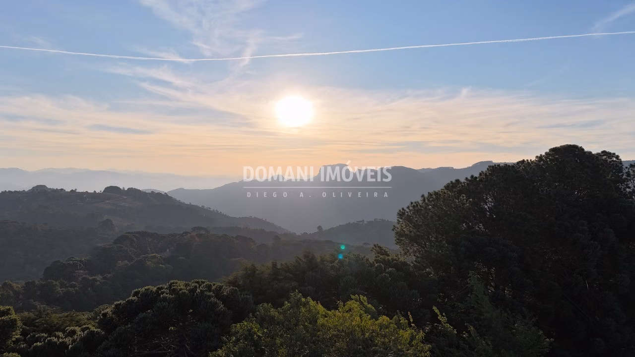 Terreno de 2,280 m² em Campos do Jordão, SP