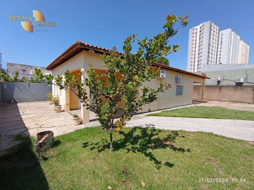 Casa de 380 m² em Cuiabá, MT